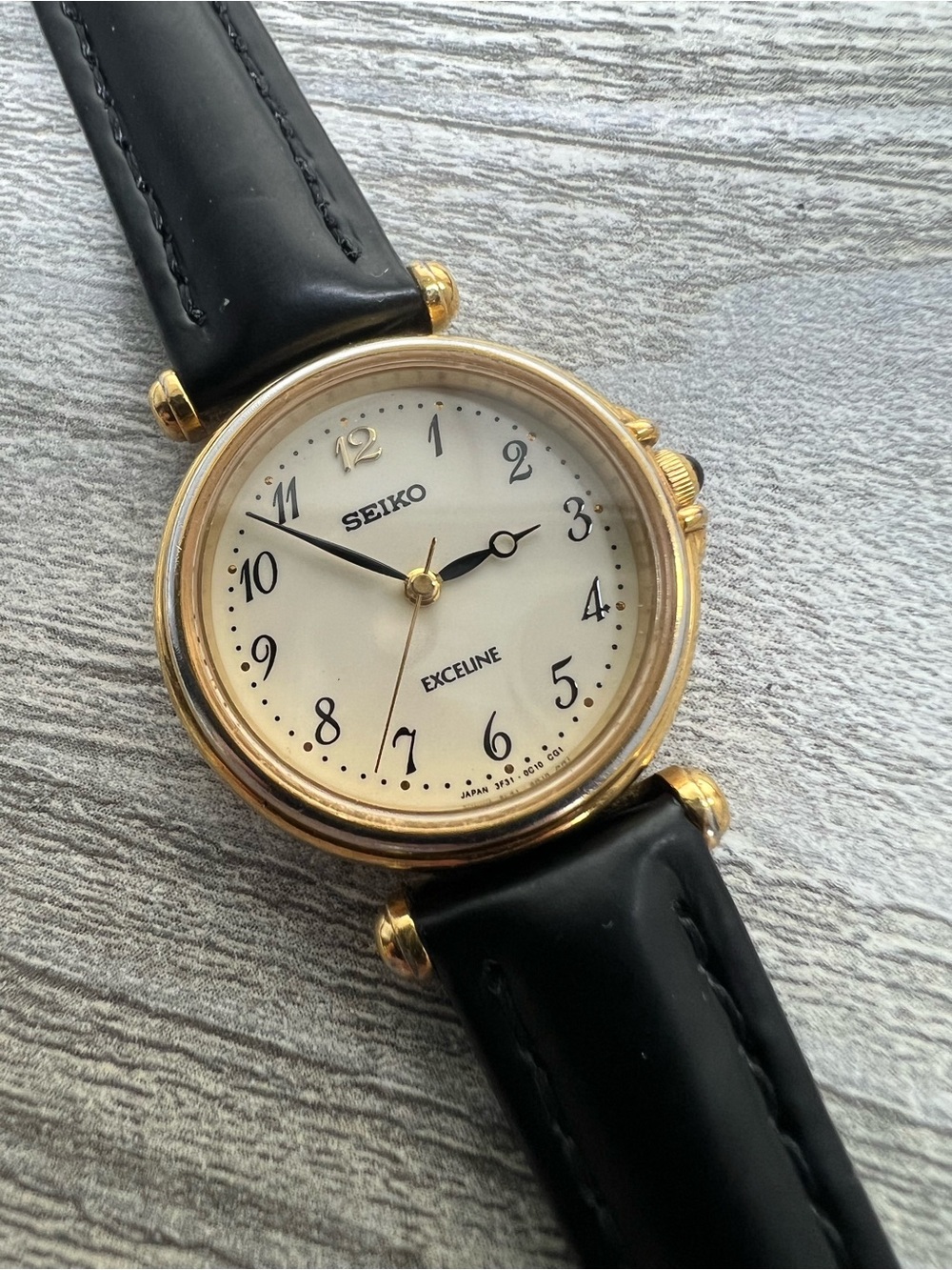 Seiko Exeline Womens Gold Case Black Leather Watch